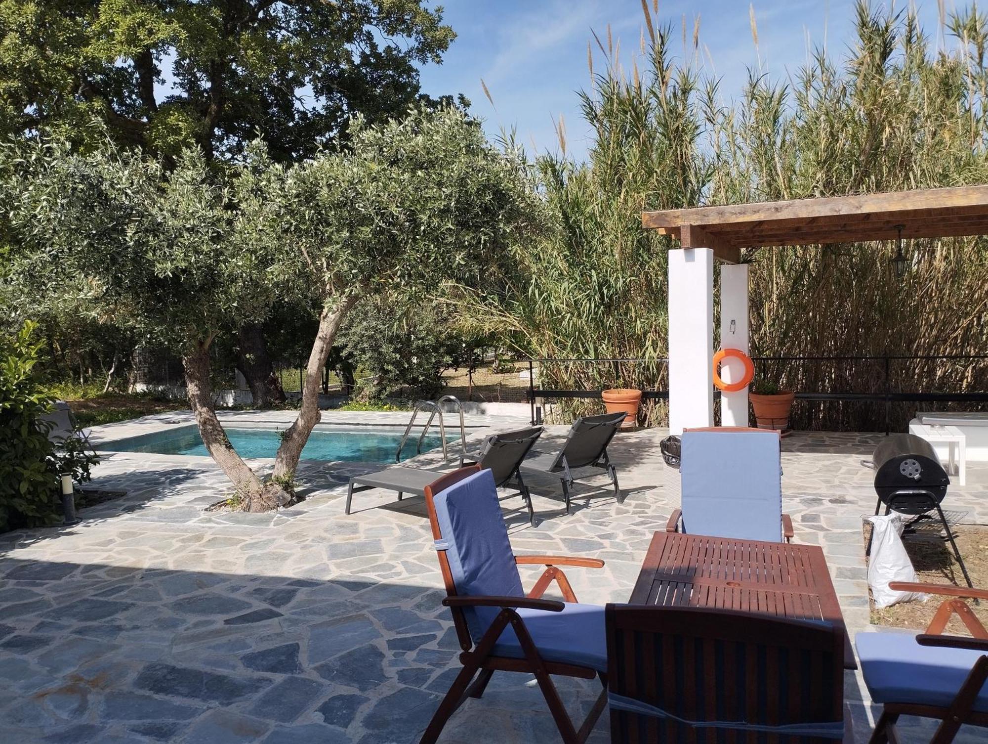 Elia Suites Ialysos  Exteriör bild